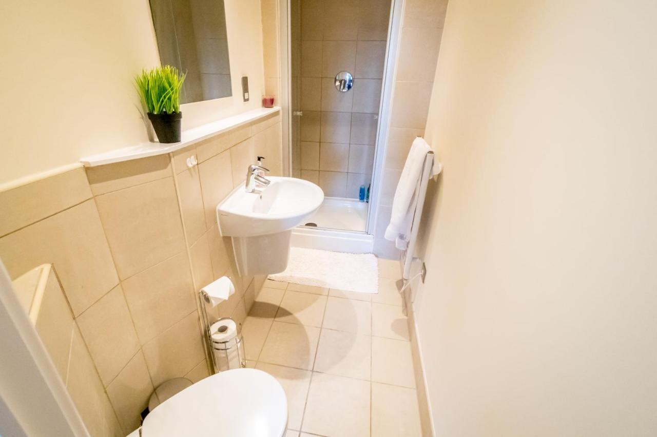 Spacious City 2 Bed, 2 Bath, Free Parking & Wifi Sheffield Eksteriør billede